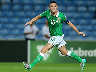 Robbie Keane has given his bac...
